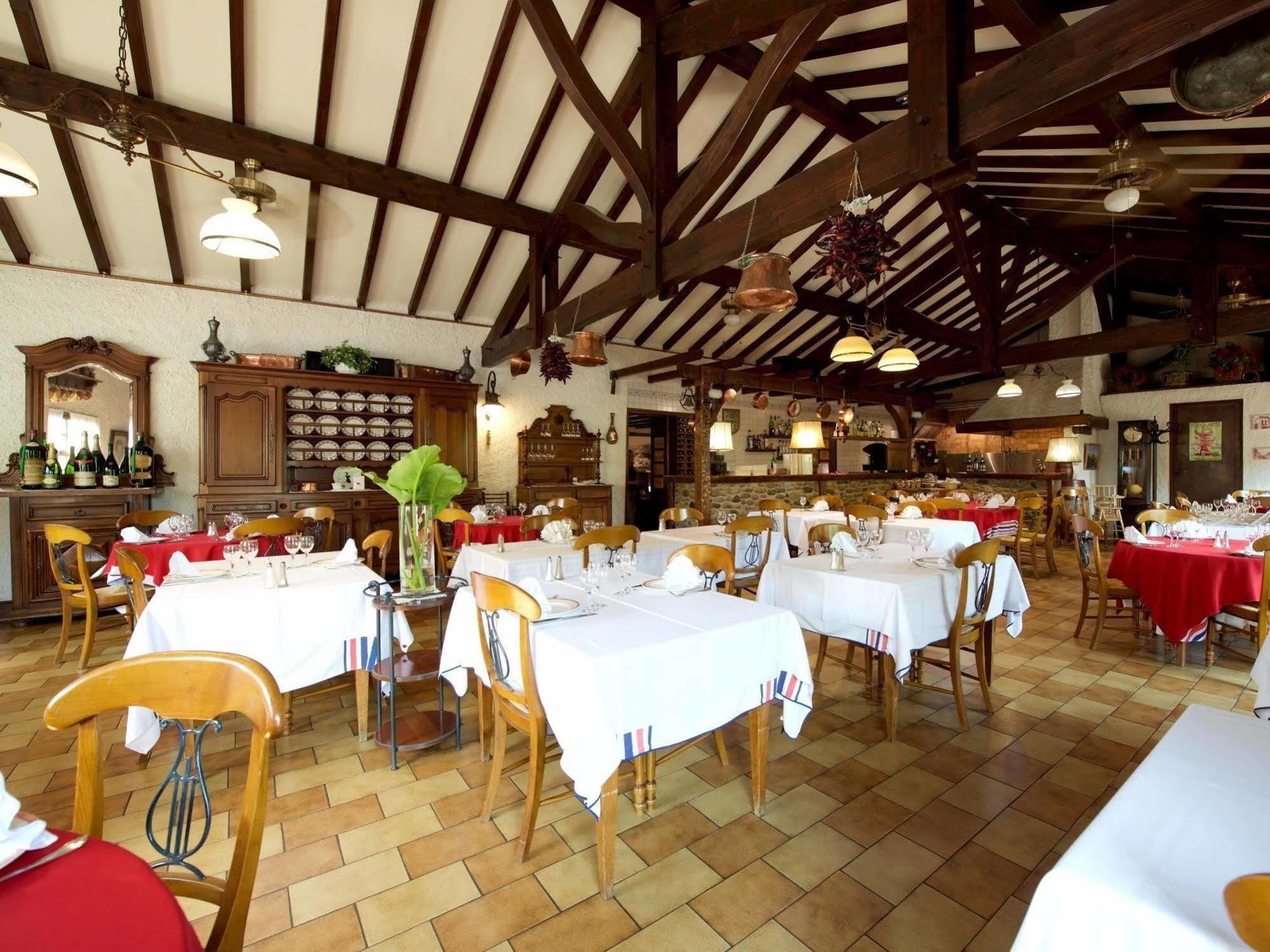 Auberge Chez Tante Ursule Cambo-les-Bains Ngoại thất bức ảnh