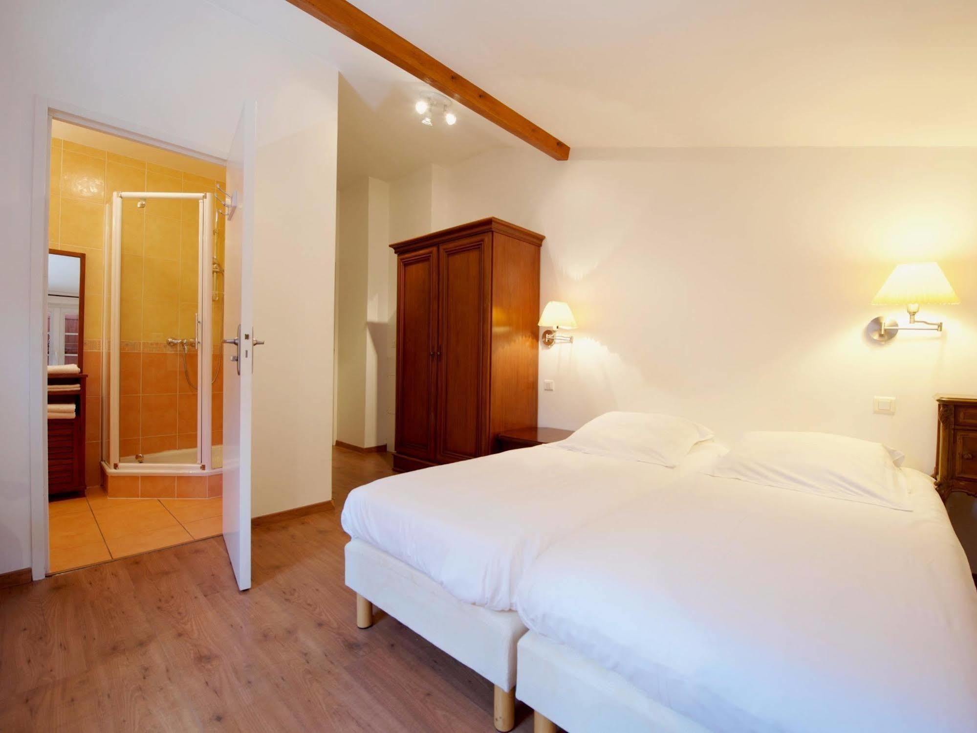 Auberge Chez Tante Ursule Cambo-les-Bains Ngoại thất bức ảnh